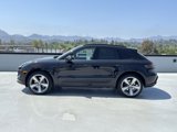 Certified 2025 Porsche Macan image 2