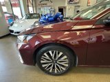 Used 2024 Nissan Altima 2.5 SV image 6