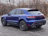 Certified 2024 Porsche Macan image 3