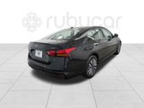 Used 2024 Nissan Altima 2.5 SV image 5