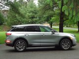 Used 2022 Lincoln Corsair AWD w/ Equipment Group 101A image 2
