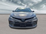 Used 2020 Toyota Camry XLE image 2