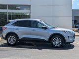Used 2022 Ford Escape SE image 2