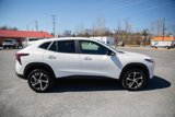 Certified 2024 Chevrolet Trax RS image 2
