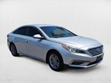 Used 2015 Hyundai Sonata SE image 3