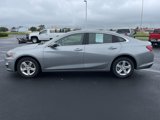 Used 2024 Chevrolet Malibu LT image 2