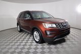 Used 2016 Ford Explorer XLT image 3