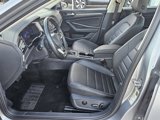 Used 2024 Volkswagen Jetta SE image 3