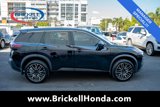 Used 2021 Nissan Rogue SV image 5