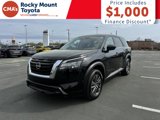 Used 2023 Nissan Pathfinder S image 3
