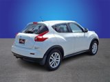 Used 2013 Nissan Juke SL w/ Interior Illumination Pkg image 4
