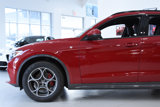 Used 2022 Alfa Romeo Stelvio Ti image 4