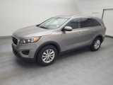 Used 2018 Kia Sorento LX image 2