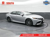 Used 2022 Toyota Camry SE image 4