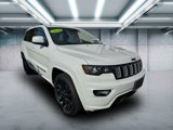 Used 2020 Jeep Grand Cherokee Altitude image 2