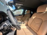 Used 2025 Porsche Macan image 5