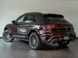 Certified 2024 Porsche Macan image 3