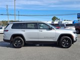 New 2025 Jeep Grand Cherokee L Laredo image 5