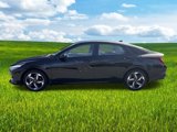 Used 2023 Hyundai Elantra SEL w/ Convenience Package image 3