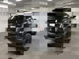 Certified 2022 Cadillac XT5 Sportv w/ LPO, ONYX Package image 5