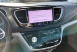 Used 2022 Chrysler Pacifica Touring-L image 6