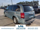 Used 2010 Chrysler Town & Country Touring image 5