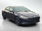 Certified 2022 Hyundai Elantra SEL w/ Convenience Package image 3