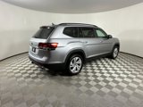 Used 2022 Volkswagen Atlas SE image 4