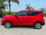 Used 2021 Kia Soul S image 2