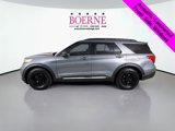 Used 2021 Ford Explorer XLT w/ Equipment Group 202A image 4