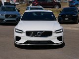Used 2019 Volvo S60 T8 R-Design image 2