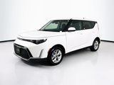Used 2023 Kia Soul LX w/ LX Technology Package image 3
