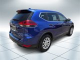 Used 2018 Nissan Rogue S image 4