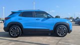 Used 2024 Chevrolet TrailBlazer LT w/ LT Cold Weather Package image 2
