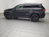 Used 2018 Jeep Grand Cherokee Laredo image 3
