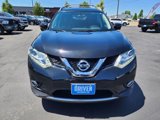 Used 2016 Nissan Rogue SL image 2