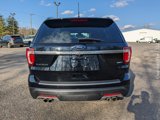 Used 2018 Ford Explorer Platinum image 4