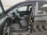 Used 2022 GMC Terrain SLE w/ Driver Convenience Package image 4