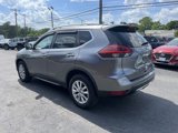 Used 2018 Nissan Rogue SV w/ Premium Package image 5