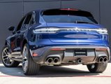 Certified 2023 Porsche Macan image 3