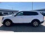 Used 2021 Kia Telluride EX image 2