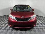 Used 2014 Toyota Sienna LE image 2