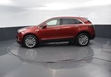 Used 2019 Cadillac XT5 Premium Luxury image 2