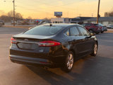 Used 2018 Ford Fusion SE w/ Fusion SE Technology Package image 4