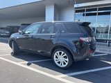 Used 2017 Land Rover Discovery Sport HSE image 4