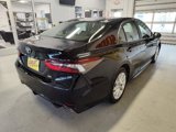Used 2022 Toyota Camry SE image 4