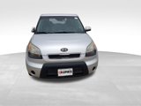 Used 2010 Kia Soul + image 3