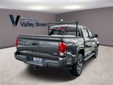 Used 2018 Toyota Tacoma TRD Sport image 5