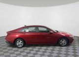 New 2025 Hyundai Elantra SE image 2