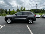 Used 2020 Jeep Grand Cherokee Laredo image 4